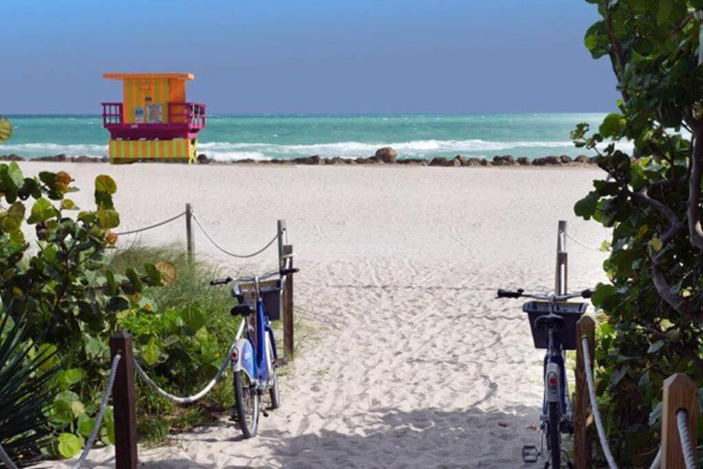 Apartment Right On The Beach! Miami Beach Exterior foto